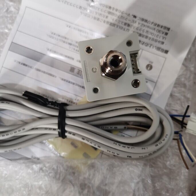 SMC ISE30A-01-A-L Pneumatic Pressure Switch ISE30A01AL - SMC