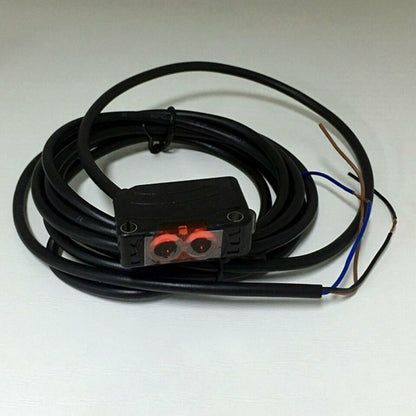 new 1PC Autonics BJ300-DDT Photoelectric Switch BJ300DDT - AUTONICS