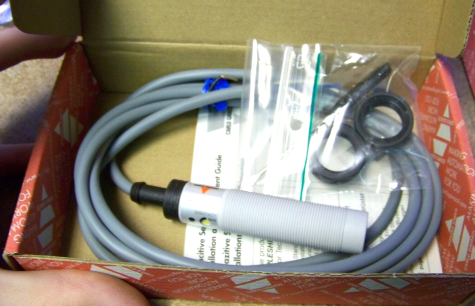 CARLO GAVAZZI CA18CLN12PA Capacitive Proximity Switches - CARLO GAVAZZI