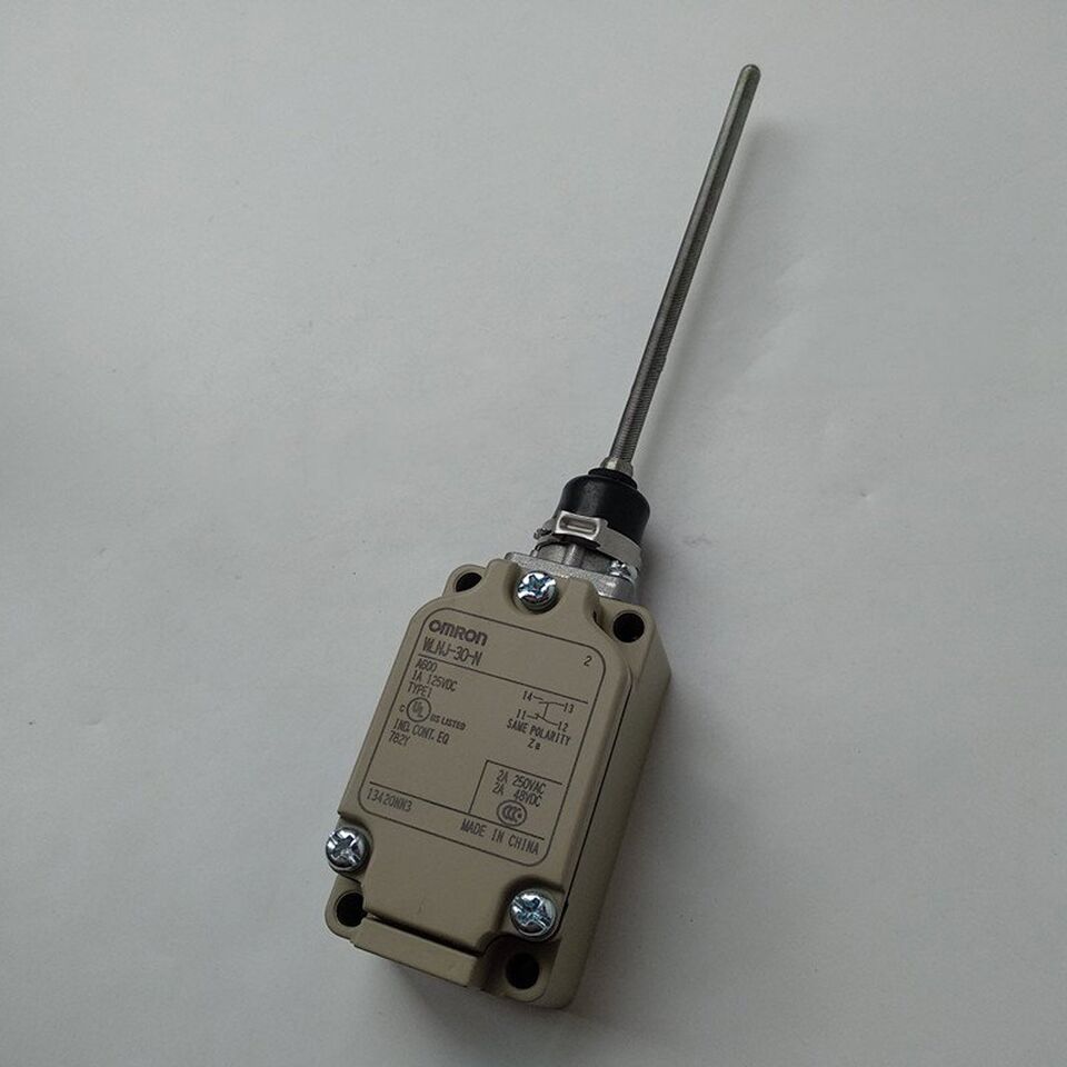 new Omron WLNJ-30-N Limit Switch One WLNJ30N - OMRON