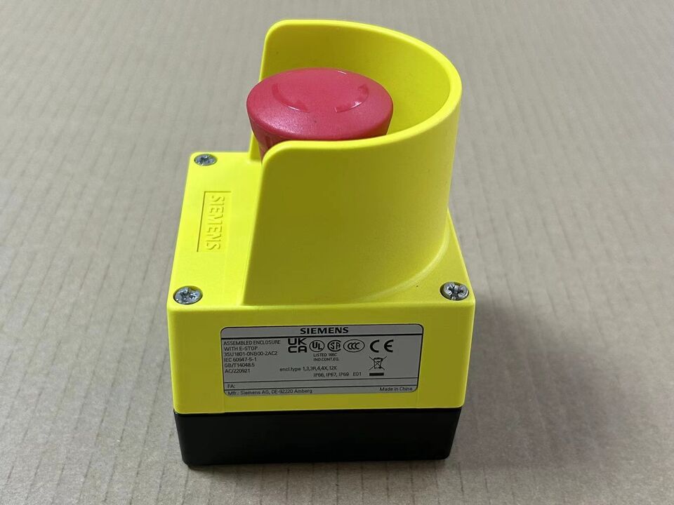 new 1PCS for 3SU1801-0NB00-2AC2 - SCHNEIDER ELECTRIC