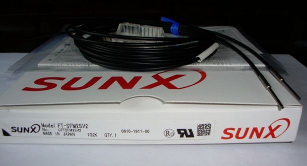 new 1PC  SUNX FT-SFM2SV2 Photoelectricity Sensor FTSFM2SV2 In Box SUNX