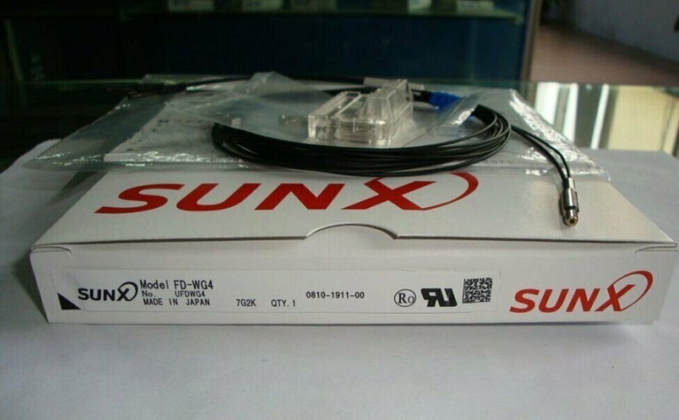 new 1PC  Panasonic Sunx FD-WG4 Fiber Optic Sensor FDWG4 In Box Sunx