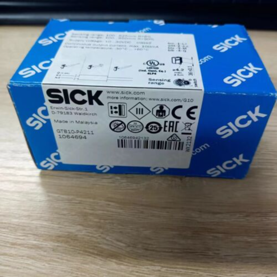 1PC GTB10-P4211 Photoelectric Sensor - SICK