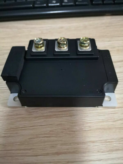 new 1PC Mitsubishi CM400DU-24NFH Module CM400DU24NFH - MITSUBISHI