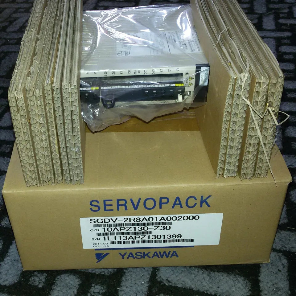 Yaskawa SGDV-2R8A01A002000 Servo Drive - Used - YASKAWA