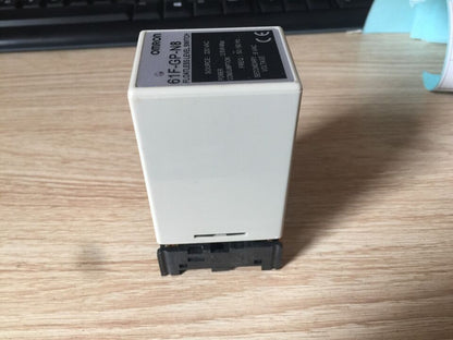 new Omron 61F-GP-N8 PLC Floatless Level Switch One 61FGPN8 - OMRON