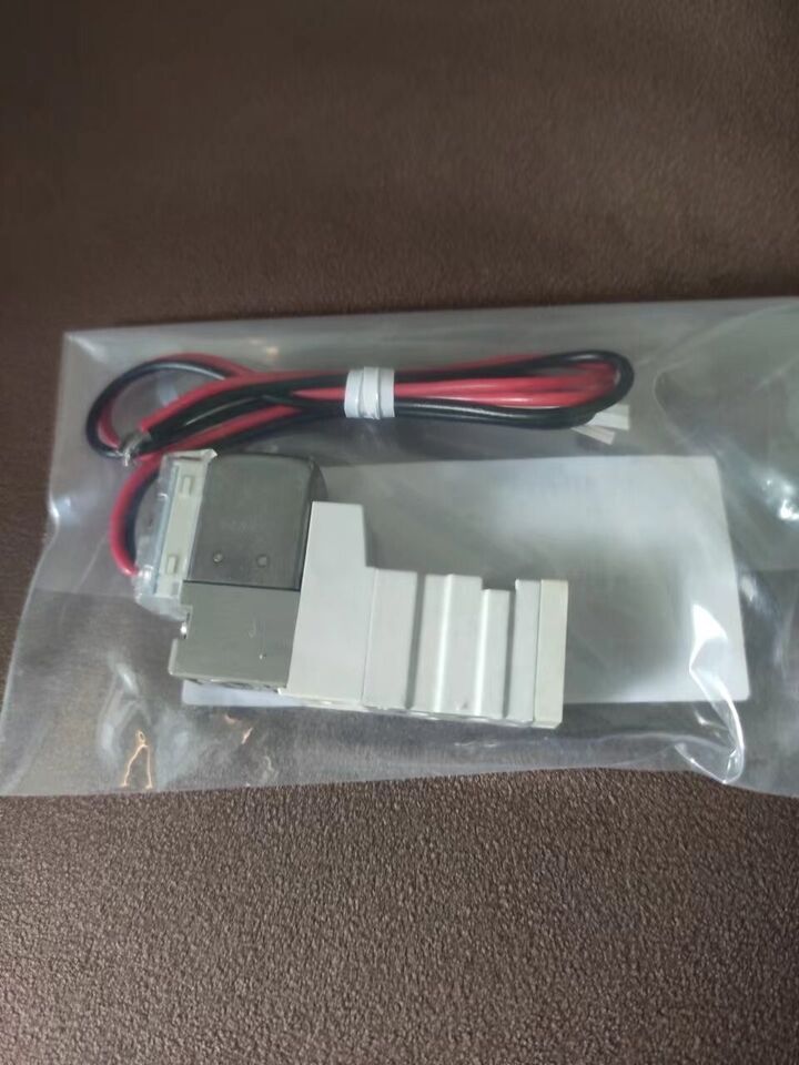 new SMC SYJ312-5GD-M3 Solenoid Valve 1PC SYJ3125GDM3 - SMC