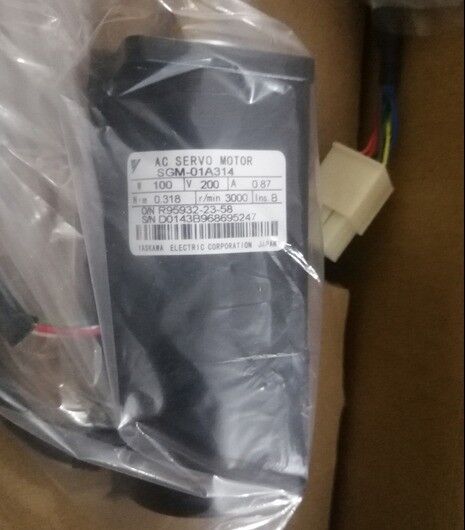 new 1PC Yaskawa SGM-04AW12 Servo Motor In Box ping - YASKAWA