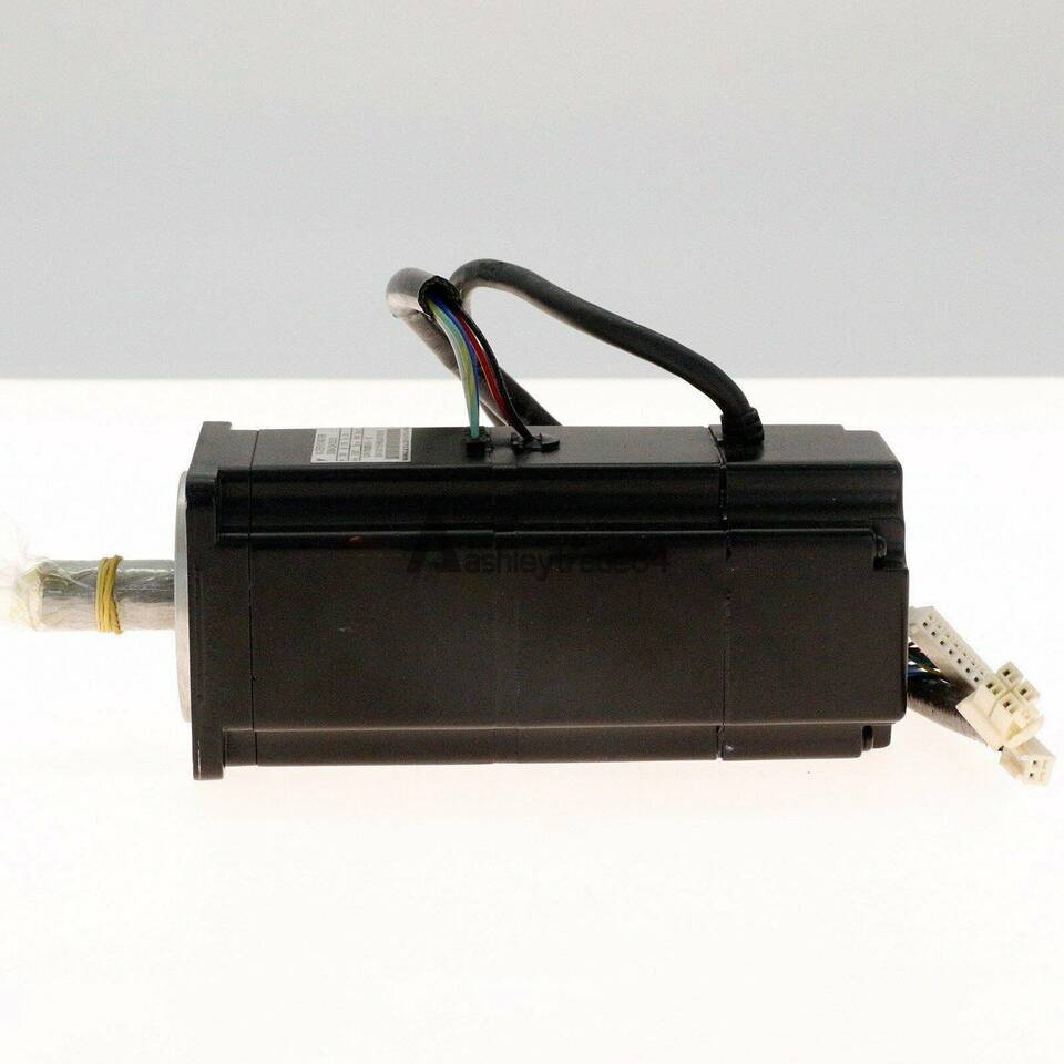 New Yaskawa SGM02A3SU21 - High-Quality Motor - YASKAWA