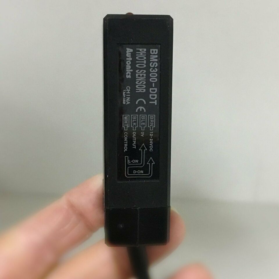 new Autonics BMS300-DDT Photoelectric Sensor One - AUTONICS