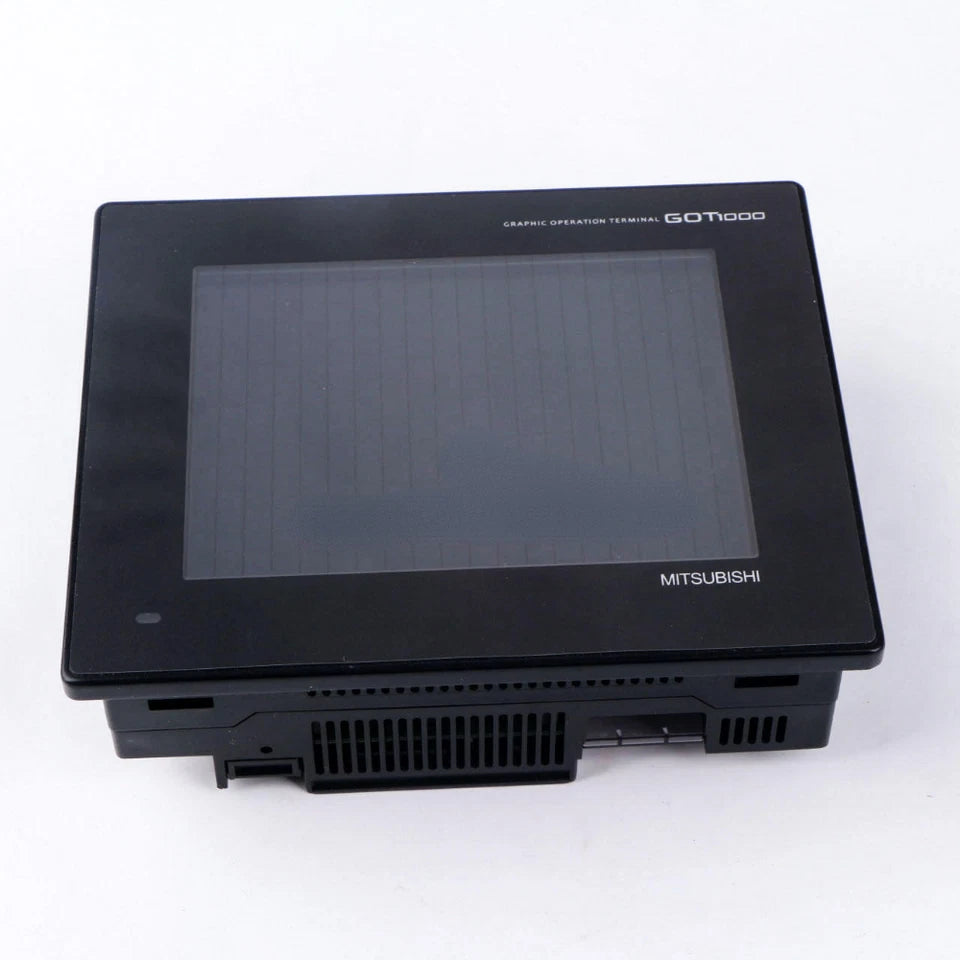 new Mitsubishi GT1055-QSBD Touch Screen One ping GT1055QSBD