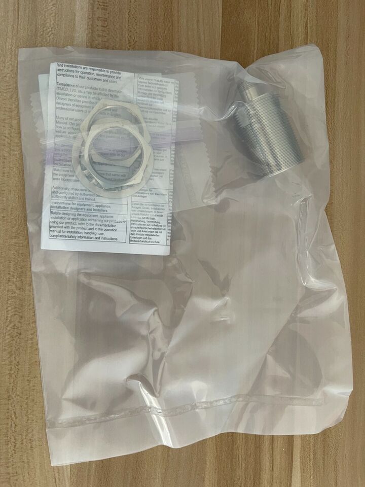 new 1PC Omron E2E-X10F1-M1 E2EX10F1M1 Proximity Sensor Switch ping - OMRON