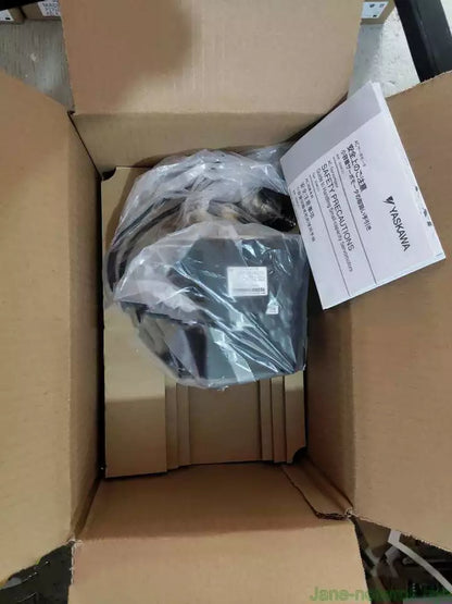 new Yaskawa SGMPH-04AAA6CD-OY Servo Motor 1PC SGMPH04AAA6CDOY ping - YASKAWA
