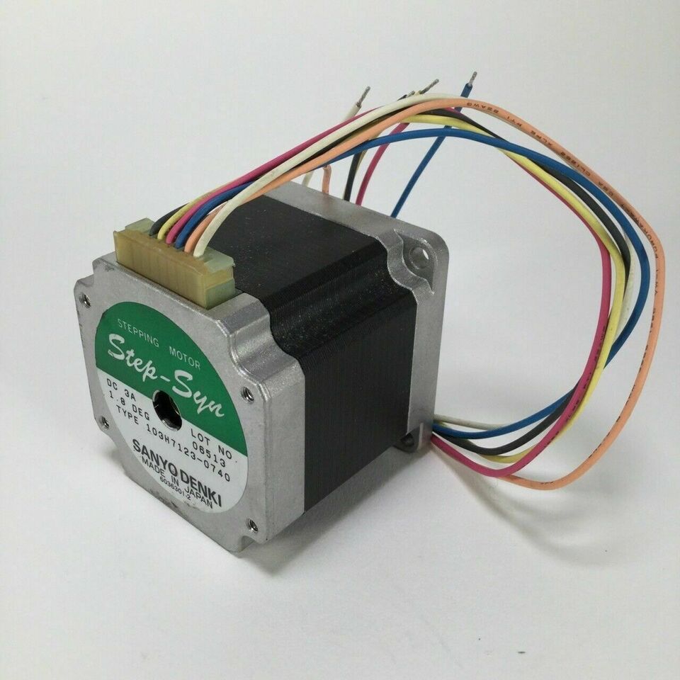 103H7123-0740 Stepper Motor - SANYO DENKI