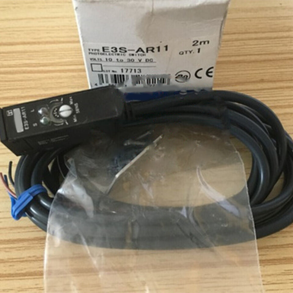 new Omron E3S-AR11 Photoelectric Switch One E3SAR11 - OMRON