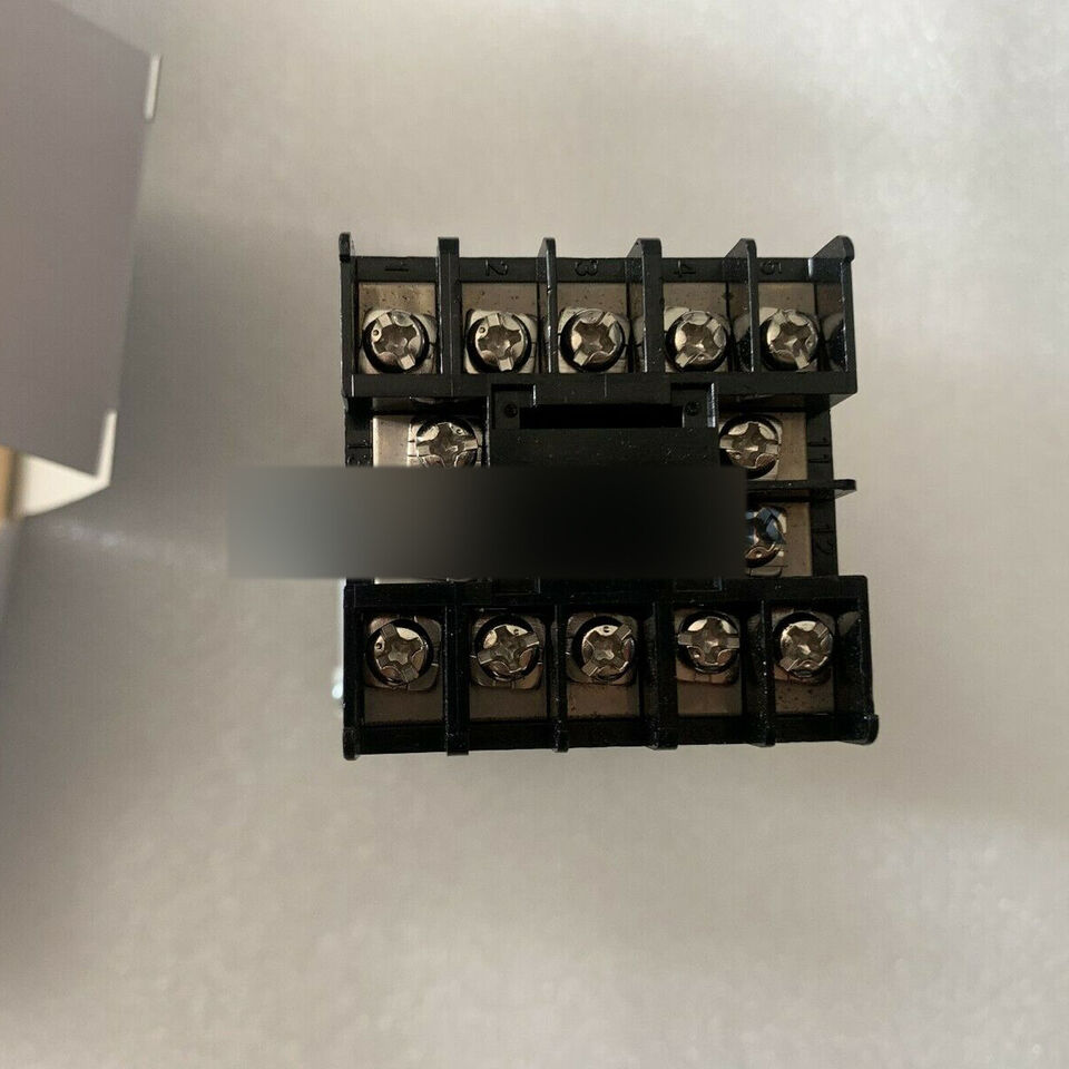 Omron E5CKAA1302 Digital Controller - OMRON