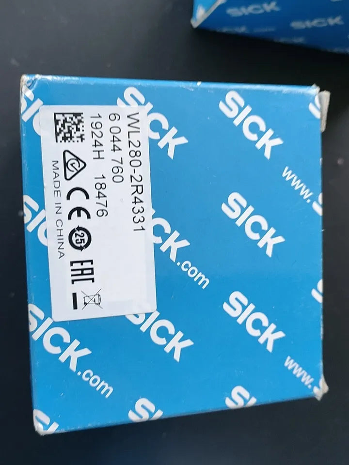 new 1PC Sick WL280-2R4331 Photoelectric Sensor WL2802R4331 - SICK