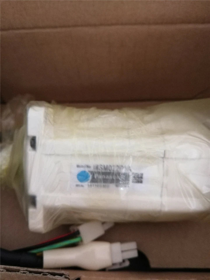 new One  Panasonic MSM022P1A AC Servo Motor In Box ping