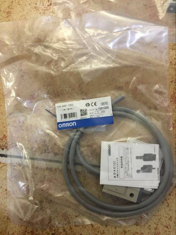 new 1PC OMRON D4C-1502 Limit Switch D4C1502 - OMRON