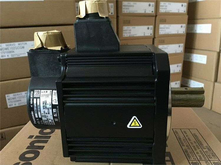 Panasonic 1PC servo motor MDMA102P1G AC - PANASONIC