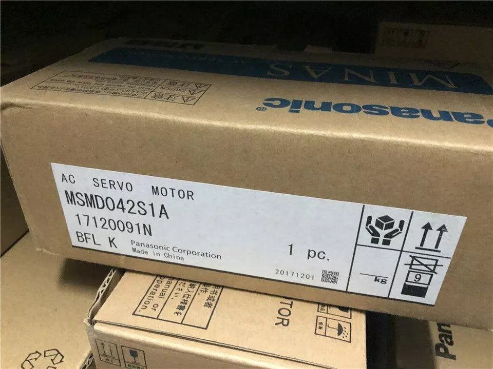 new One Panasonic MSMD042S1A Servo Motor In Box ping - PANASONIC