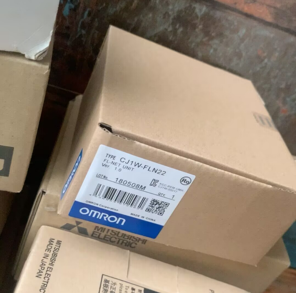 new 1PC OMRON CJ1W-FLN22 CJ1WFLN22 PLC Module ping In Box