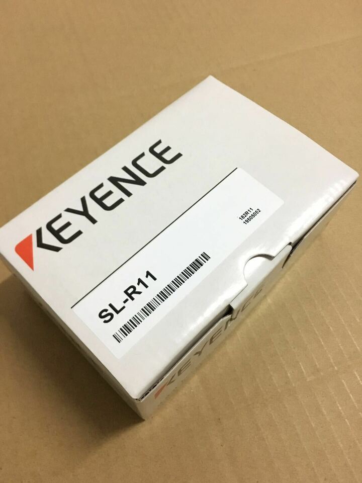 new 1PC KEYENCE SLR11 Safety Controller Module In Box SL-R11 - KEYENCE
