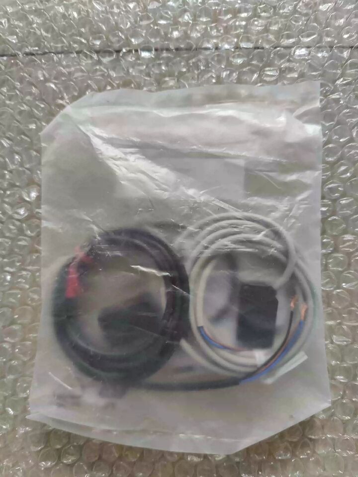 new Panasonic CX-411 Photoelectric Sensor 1PC CX411 - PANASONIC