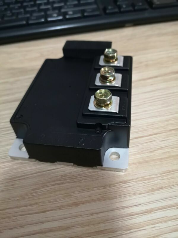 new 1PC Mitsubishi CM400DU-24NFH Module CM400DU24NFH - MITSUBISHI