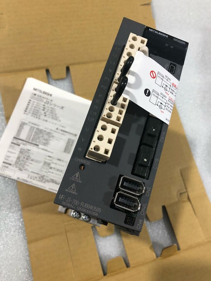 new 1PC Mitsubishi MR-J3-70B-RJ004U505 Servo Drive In Box ping
