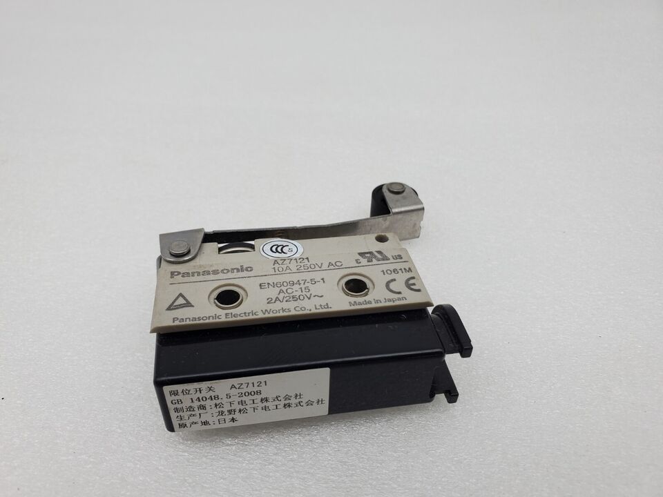 new Panasonic AZ7121 Limit Switch 1PC - PANASONIC