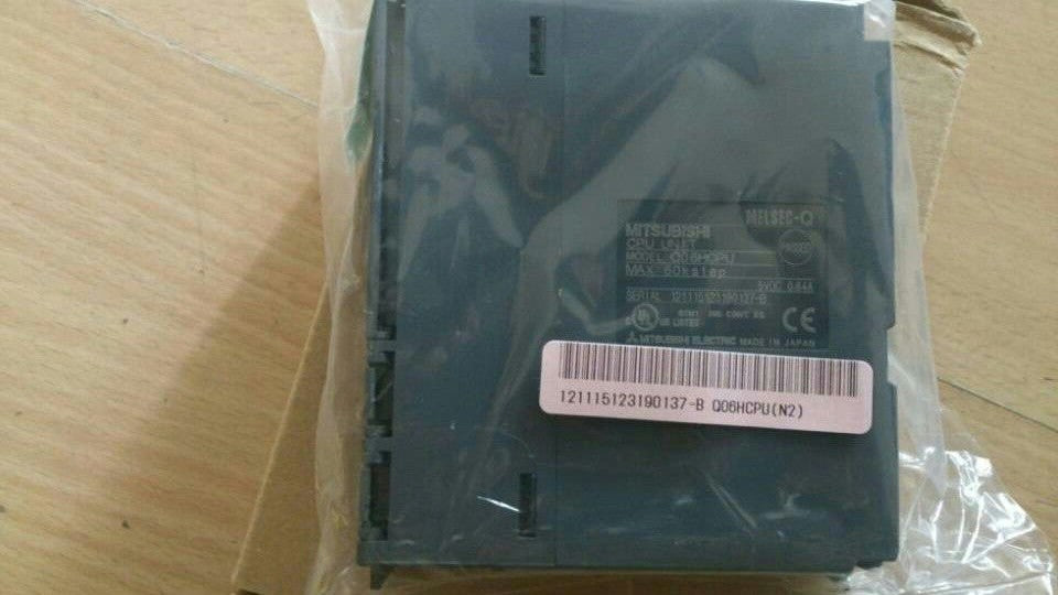 new 1PC  Mitsubishi Q06HCPU PLC In Box ping
