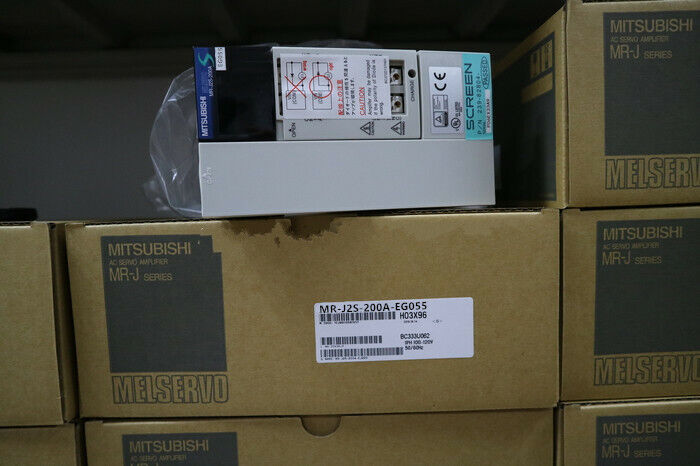 MITSUBISHI MR-J2S-200A-EG055 SERVO DRIVE WITH PLC CONTROLLERS IN BOX - MITSUBISHI