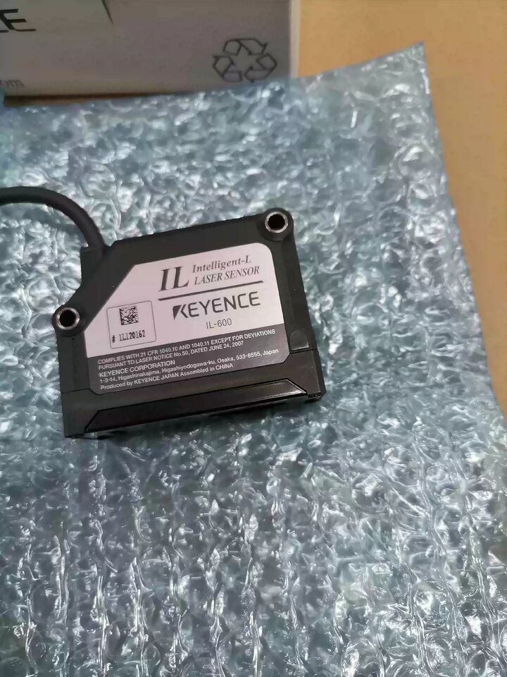 new 1PC KEYENCE IL-600 IL600 Laser Sensor ping - KEYENCE