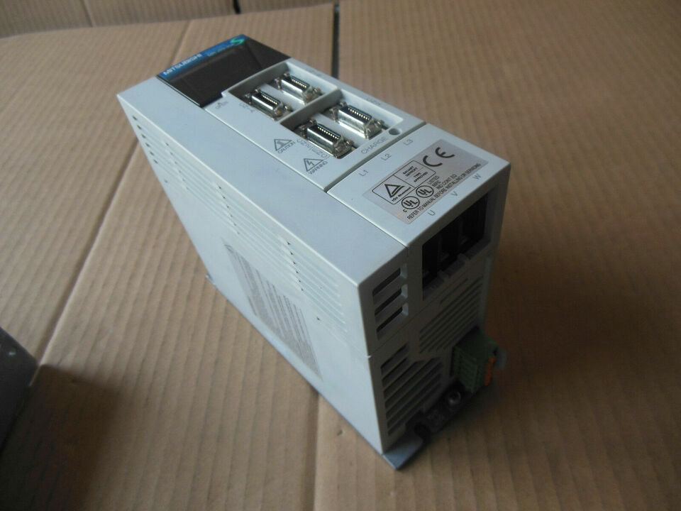 New 1PC Mitsubishi MRJ2S40A Servo Drive In-Box - MITSUBISHI