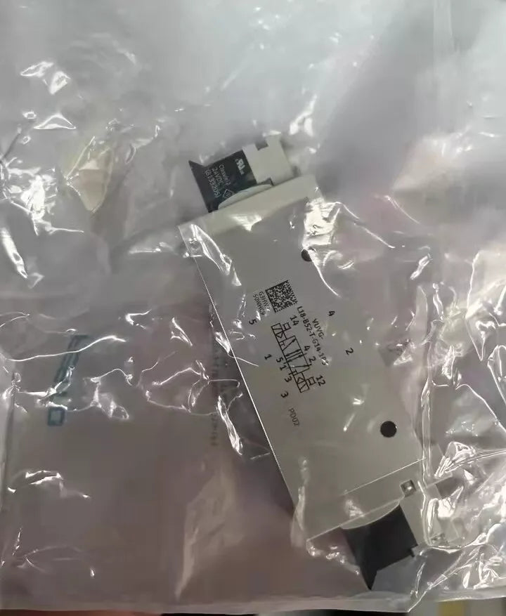 Festo VUVG-L18-B52-T-G14-1P3 574430 Solenoid Valve One - FESTO