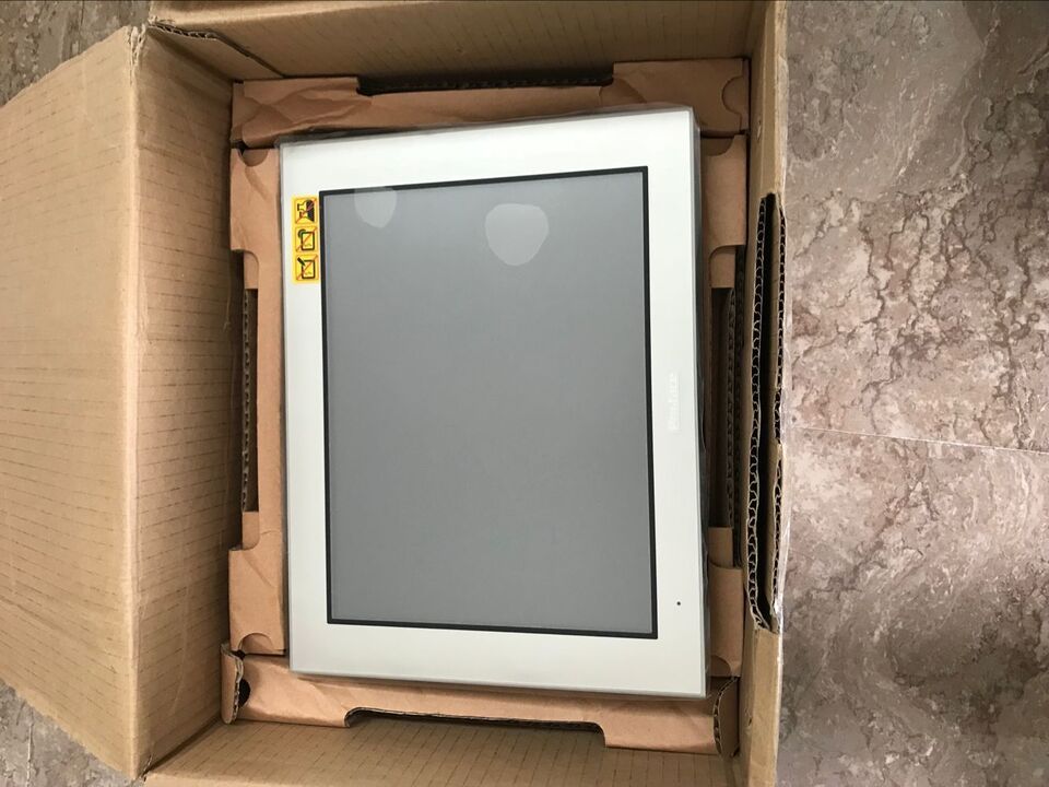 new 1PC Pro-face PFXGP4601TAA Touch Screen  ping