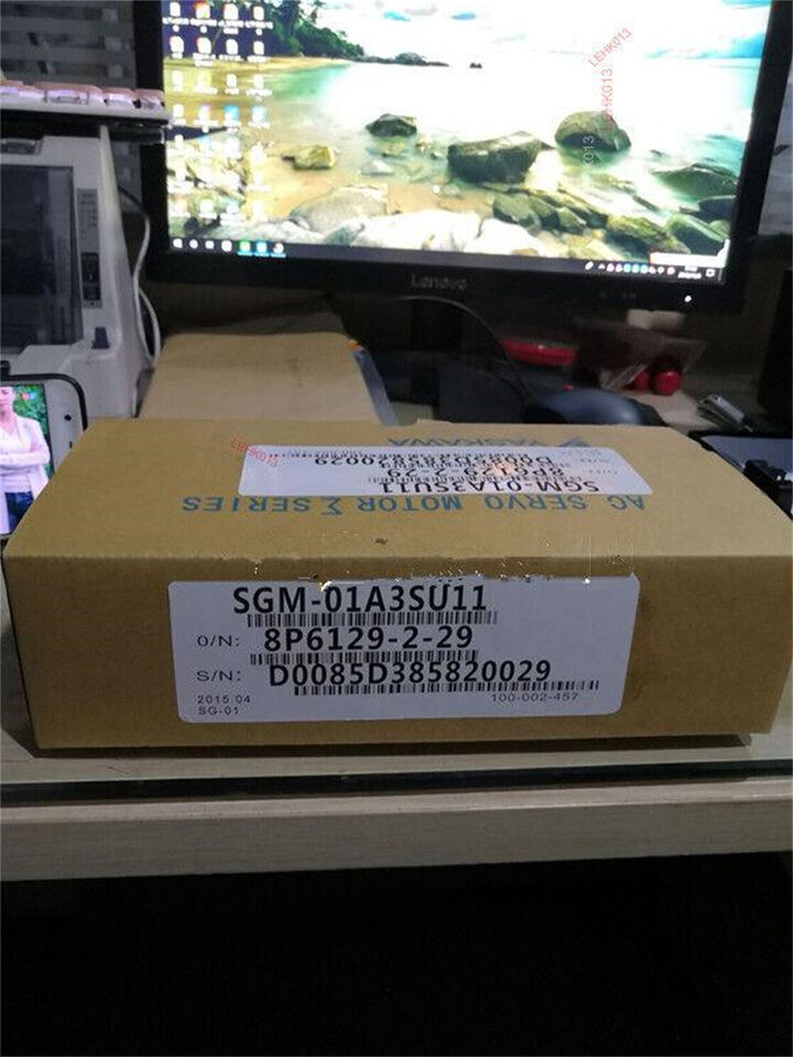 new 1PC YASKAWA SGM-01A3SU11 Servo Motor SGM01A3SU11 In Box ping - YASKAWA