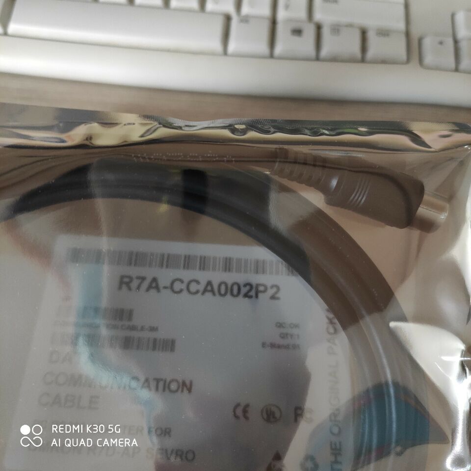 Omron R7D-AP Series Servo Drive Debugging Cable - OMRON
