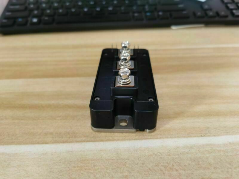 new 1PC Mitsubishi CM200DY-12NF Module CM200DY12NF - MITSUBISHI
