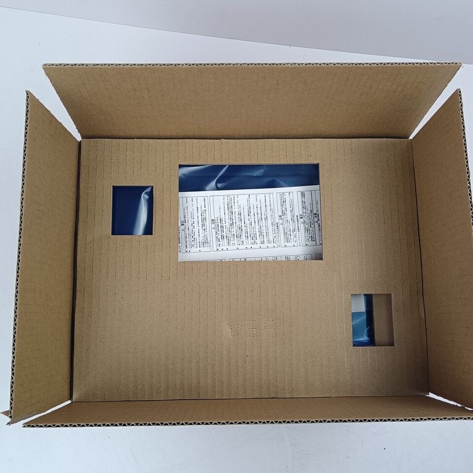 new 1PC Mitsubishi GT1685M-STBD Touch Panel In Box ping - MITSUBISHI
