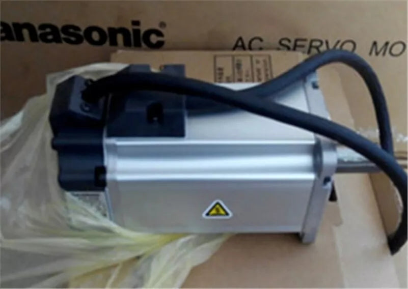 new One Panasonic MSMA082C1E Servo Motor In Box ping - ONE PANASONIC