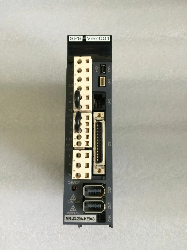 new 1PC Mitsubishi MR-J3-20A-KE043 Serve Drive MRJ320AKE043 ping