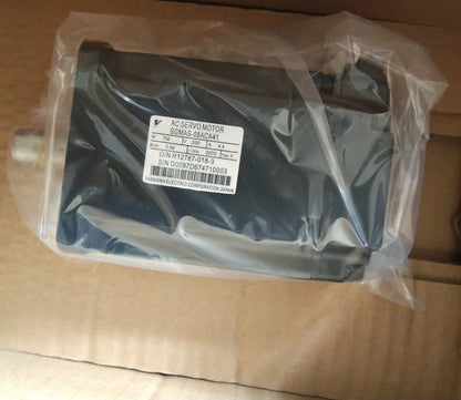 new 1PC Yaskawa SGMAS-08ACA41 Servo Motor In Box ping
