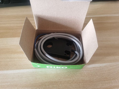 new 1PC RIKO SIA15-CE PNP Sensor In Box Ship - RIKO