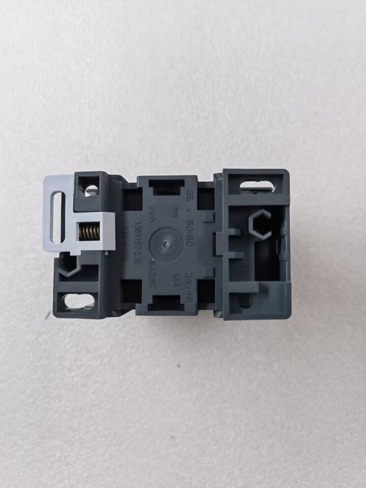 new 1PC Schneider LC1N1201M5N AC Contactor 220VAC In Box - SCHNEIDER