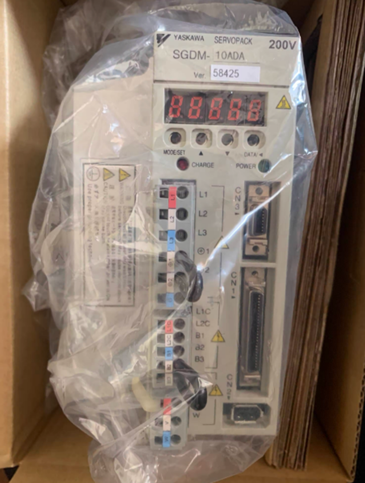 1-PC Yaskawa SGDM-10ADA Servo Driver - High-Power Motion Control - YASKAWA