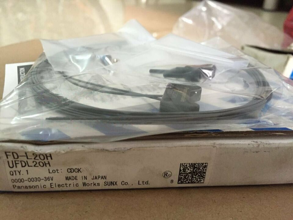 1PC Panasonic FD-L20H Fiber Optic Sensor - PANASONIC