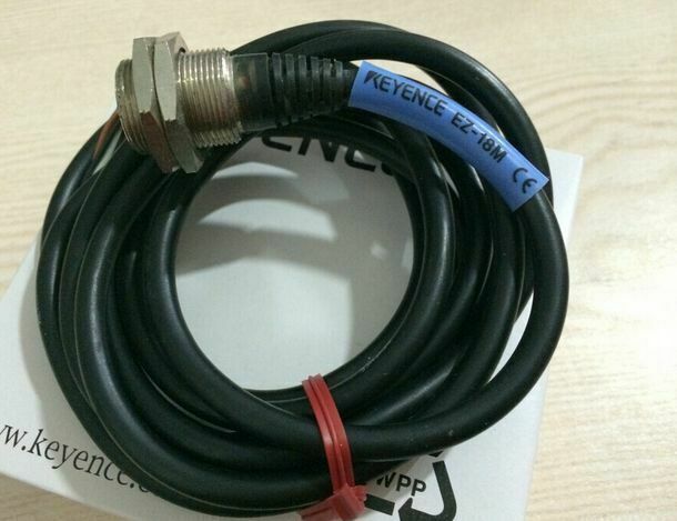 new 1PC Keyence EZ-18M Proximity Sensor Switch In Box EZ18M - KEYENCE
